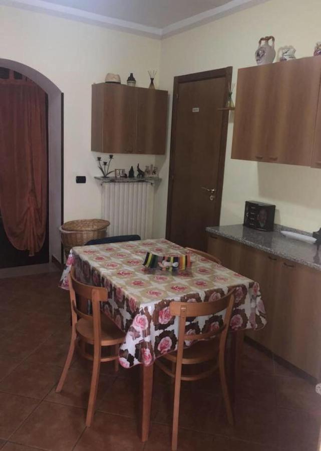 B&B Mantegna Irsina Mt Luaran gambar